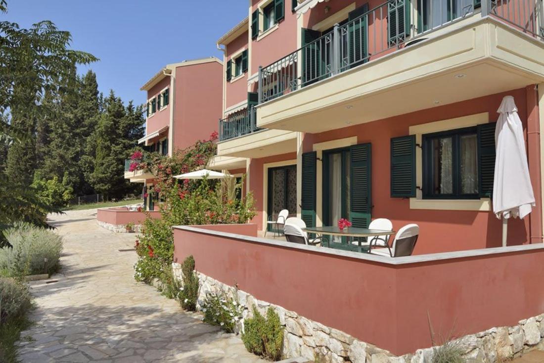 Vivi'S Apartments Agia Efimia Exterior foto